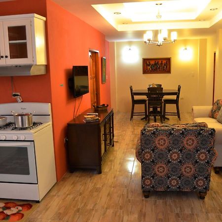 Paradise Place Apartments Mount Irvine Bagian luar foto